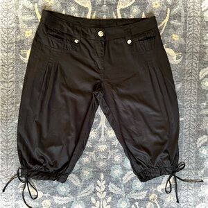 Cherry Krave black capri tied pleated pants